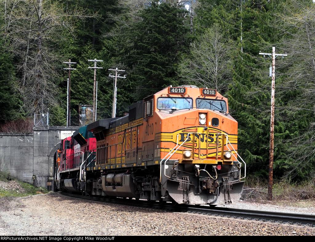 BNSF 4010